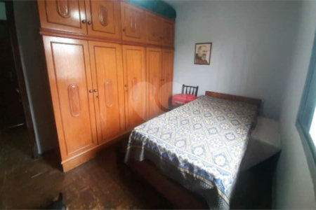 Sobrado à venda com 5 quartos, sendo 1 suíte, em Jardim Sabará, São Paulo, SP