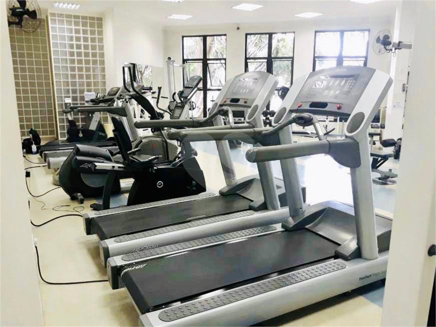 Apartamento à venda na Saúde de 500m² com 5 dormitórios, 4 suítes e 5 vagas