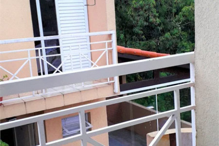 Casa à venda com 3 quartos, sendo 1 suíte,  no condomínio Jardim das Palmas, São Paulo - SP