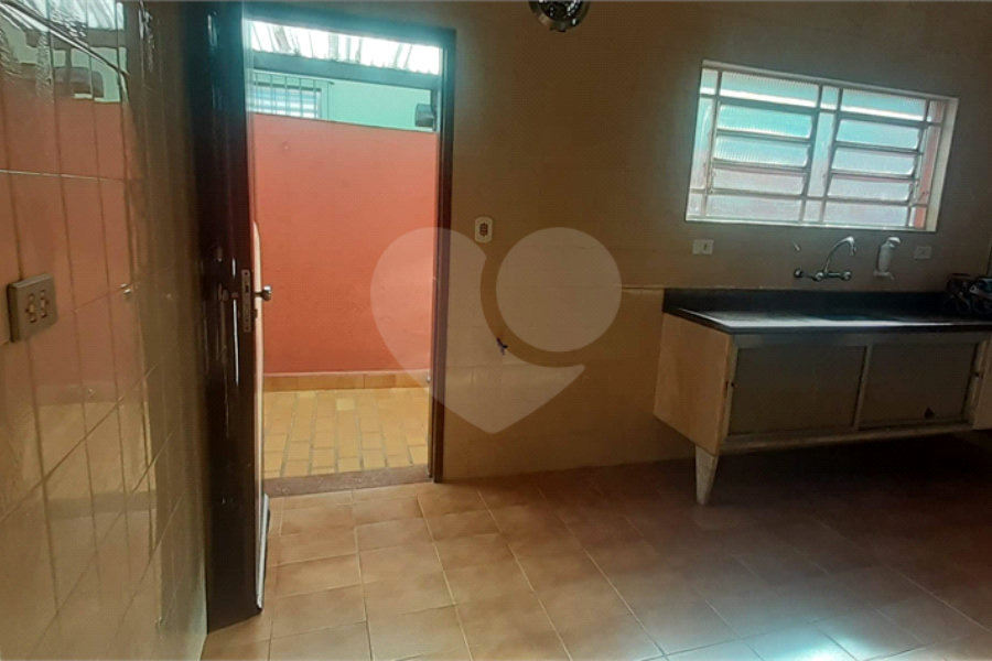 Casa à venda com 3 quartos, sendo 1 suíte,  em Parque Vitória, São Paulo, SP