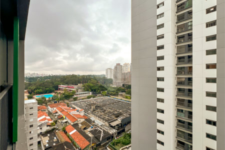 Apartamento à venda com 2 quartos, sendo 1 suíte, em Santo Amaro, São Paulo, SP