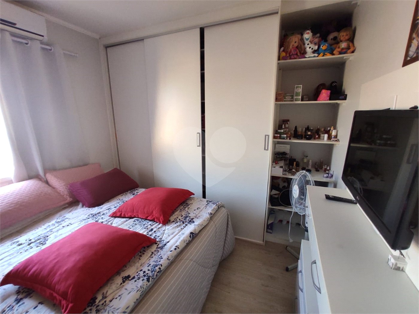 Sobrado à venda com 3 quartos, sendo 1 suíte, em Vila Ema, São Paulo, SP
