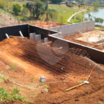 Casa à venda com 3 suítes no condomínio Loteamento Terras da Fazenda Santana I, Atibaia - SP