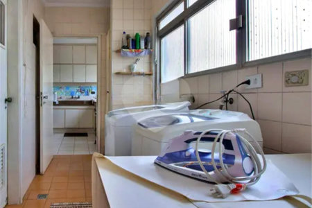 Apartamento à venda com 3 quartos, sendo 1 suíte, em Vila Andrade, São Paulo, SP