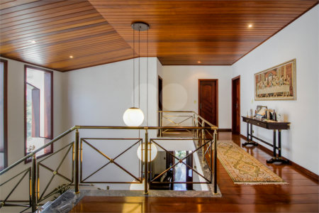 Casa à venda com 4 quartos, sendo 3 suítes, em City América, São Paulo, SP