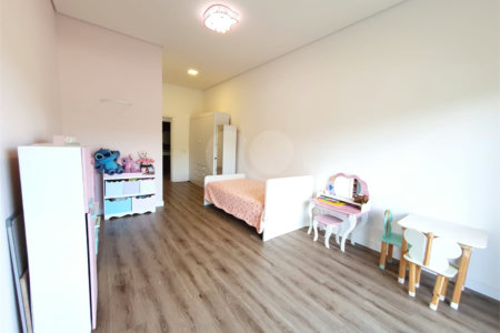 Casa à venda com 6 quartos, sendo 5 suítes, no condomínio Jardim Primavera, Louveira - SP