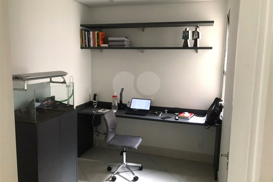 Apartamento à venda com 3 quartos, sendo 1 suíte, em São João Clímaco, São Paulo, SP