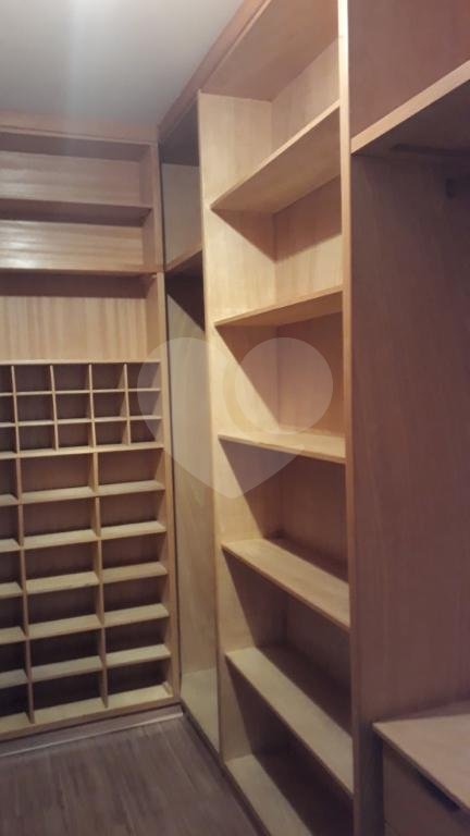 Casa para alugar com 3 suítes no condomínio Residencial Courtyard Village, São Paulo - SP
