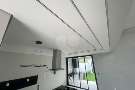 Casa à venda com 3 suítes no condomínio Jardim Residencial Helena Maria, Sorocaba - SP