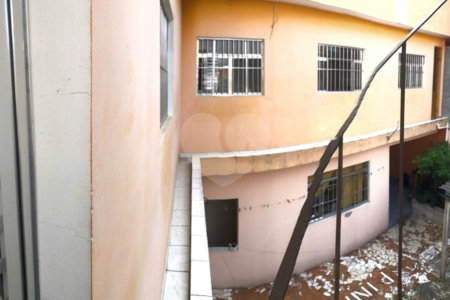 Casa à venda com 3 quartos, sendo 1 suíte, em Jardim Presidente Dutra, Guarulhos, SP