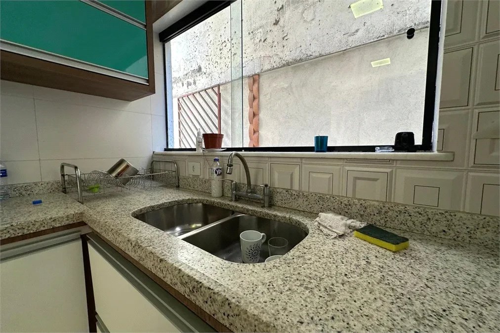 Sobrado à venda com 4 quartos, sendo 2 suítes,  em Vila Ipojuca, São Paulo, SP