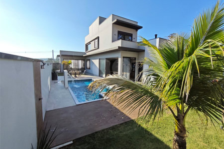 Casa à venda com 3 suítes no condomínio Villa D' Oro, Vinhedo - SP