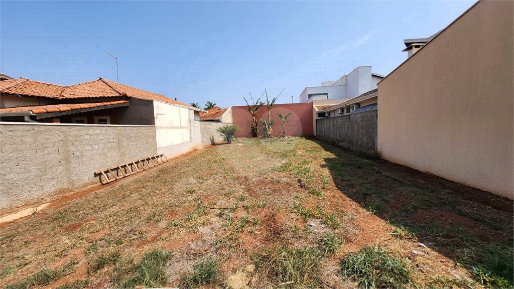 Terreno à venda em Jardim dos Flamboyants, Araraquara, SP