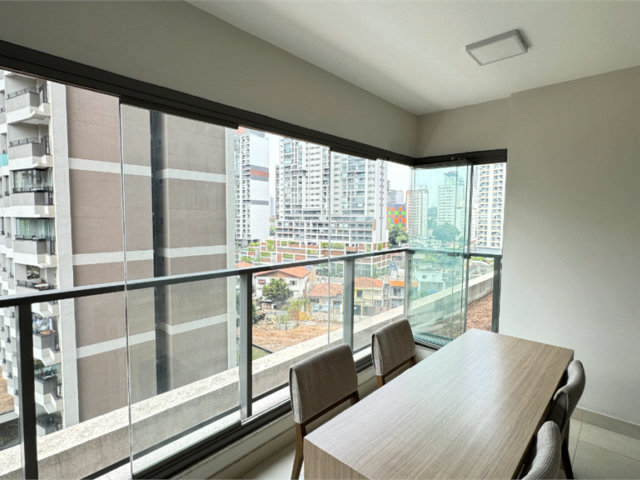 Apartamento à venda com 2 quartos, sendo 1 suíte,  em Brooklin, São Paulo, SP