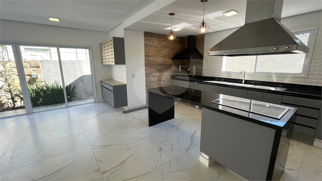 Casa à venda com 4 suítes em Jardim Paulista, Atibaia, SP