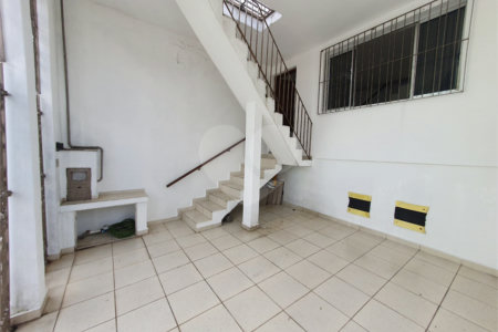Sobrado à venda ou para alugar com 2 quartos em Vila Marieta, São Paulo, SP