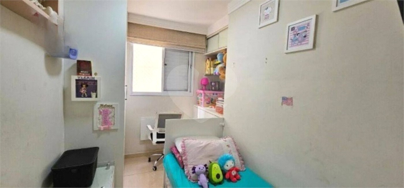 Apartamento à venda com 3 quartos, sendo 1 suíte,  em Vila Paulista, São Paulo, SP