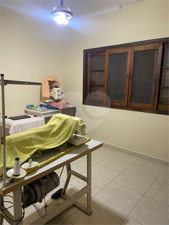 Casa à venda com 4 quartos, sendo 1 suíte, em Jardim Rincão, Arujá, SP