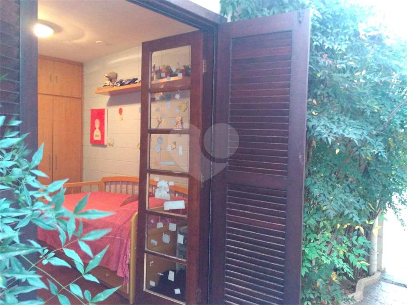 Casa Térrea à venda com 4 quartos, sendo 1 suíte, em Vila Guaca, São Paulo, SP