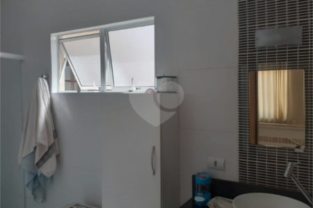Sobrado à venda com 4 quartos, sendo 1 suíte,  em Jardim São Paulo(zona Norte), São Paulo, SP