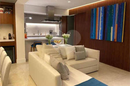 Apartamento à venda com 2 suítes em Cidade Monções, São Paulo, SP