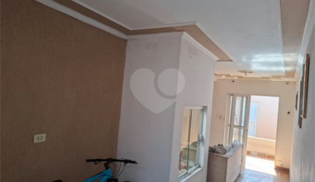 Casa à venda com 3 quartos em Cambuí, Itapetininga, SP