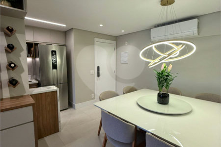 Apartamento à venda com 3 quartos, sendo 1 suíte, em Vila Andrade, São Paulo, SP