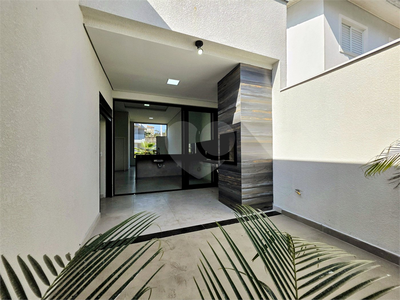 Casa à venda com 3 quartos, sendo 1 suíte, no condomínio Golden Park Residence, Sorocaba - SP