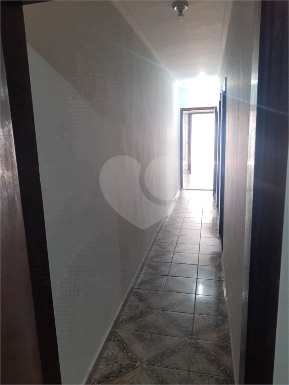 Casa à venda com 4 quartos em Lopes de Oliveira, Sorocaba, SP
