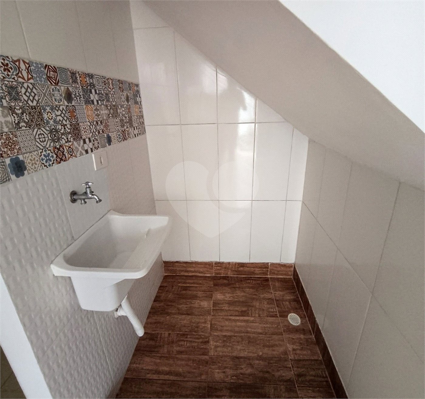 Casa para alugar com 1 quarto no condomínio Cond R Claudio Rodrigues Lopes, São Paulo - SP
