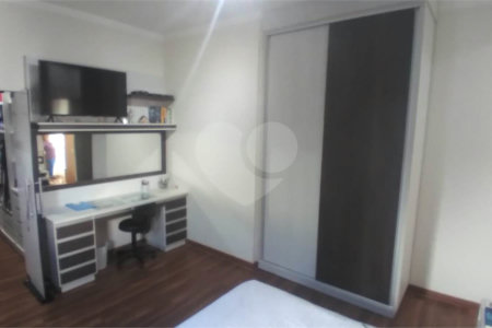 Casa à venda com 3 suítes no condomínio Damha III, São Carlos - SP