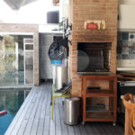 Casa à venda com 4 quartos, sendo 3 suítes, no condomínio Residencial Vila Esmeralda, São Sebastião - SP