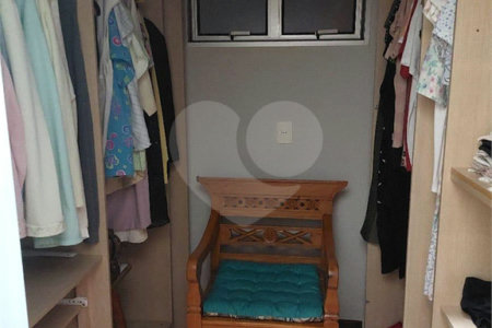 Apartamento à venda com 3 quartos, sendo 1 suíte, no Centro, Araraquara, SP
