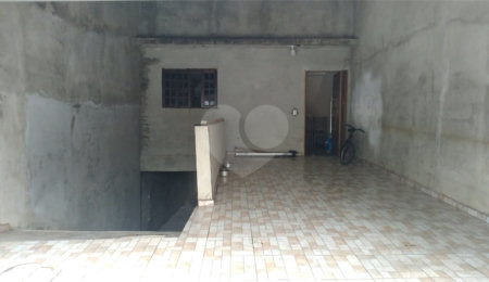Casa à venda com 1 quarto em Água Vermelha, Poá, SP