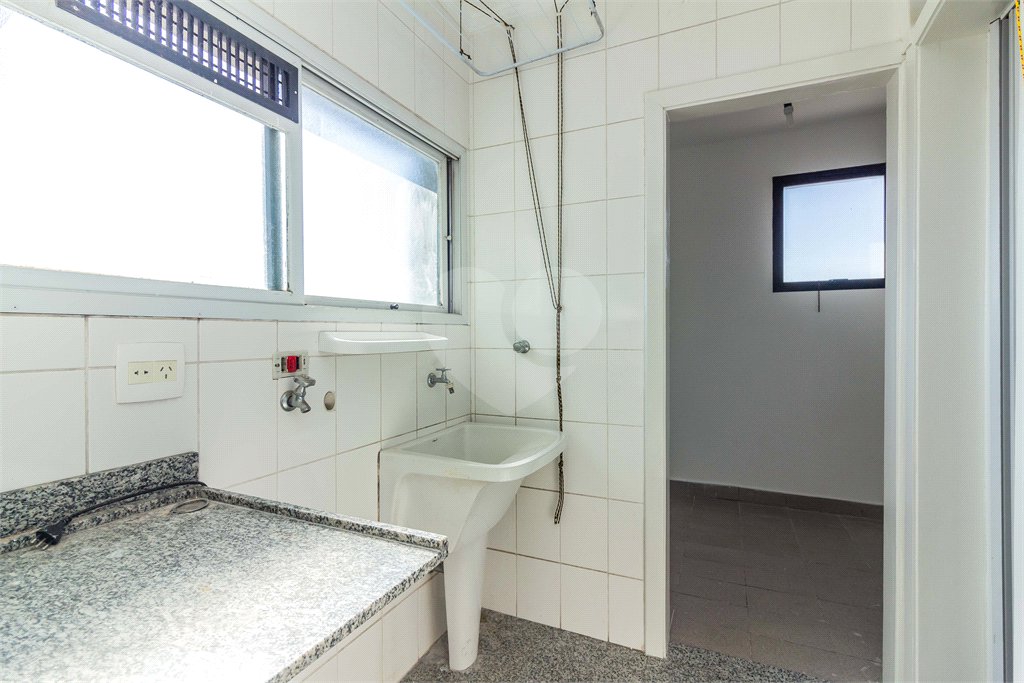 Duplex à venda com 1 quarto, sendo 3 suítes, em Vila Paulicéia, São Paulo, SP