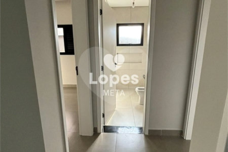 Casa à venda com 3 quartos, sendo 1 suíte,  no condomínio Terras do Vale, Caçapava - SP