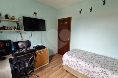 Sobrado à venda com 2 quartos em Cidade São Mateus, São Paulo, SP