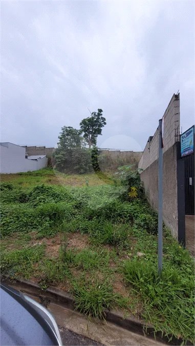Terreno / Lote a Venda no Residencial Parque dos Pinheiros em Vinhedo/SP