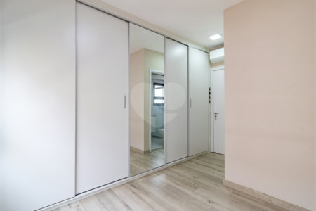 Apartamento à venda com 3 quartos, sendo 1 suíte,  em Perdizes, São Paulo, SP