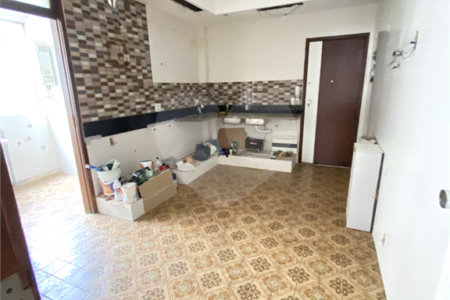 Apartamento à venda com 4 quartos, sendo 1 suíte,  em Tijuca, Rio de Janeiro, RJ