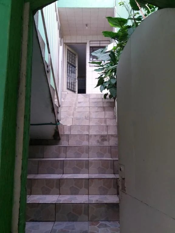 Sobrado à venda com 3 quartos, sendo 1 suíte, em Jardim Maria Duarte, São Paulo, SP