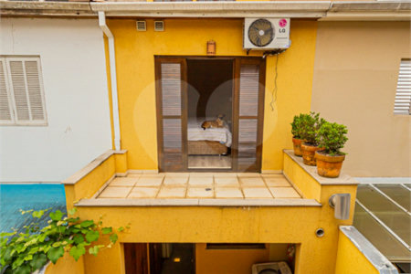 Casa à venda com 3 quartos, sendo 2 suítes,  em Chácara Santo Antônio (zona Sul), São Paulo, SP