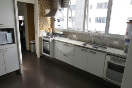 Apartamento à venda com 4 suítes em Jardim Ampliação, São Paulo, SP