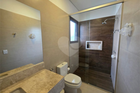 Casa à venda com 4 suítes no condomínio Residencial Jardim Primavera, Louveira - SP