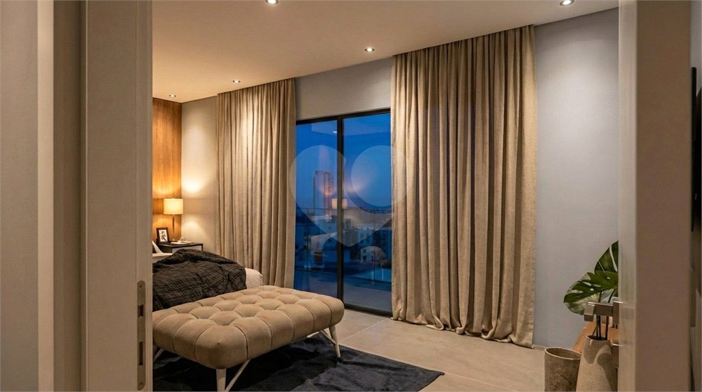 Casa à venda com 4 suítes no condomínio Residencial Green Ville, Rio de Janeiro - RJ
