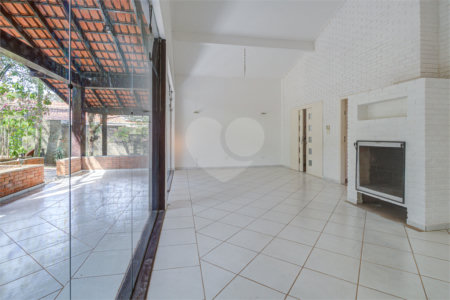 Casa Térrea à venda ou para alugar com 5 quartos, sendo 1 suíte, em Jardim Marajoara, São Paulo, SP