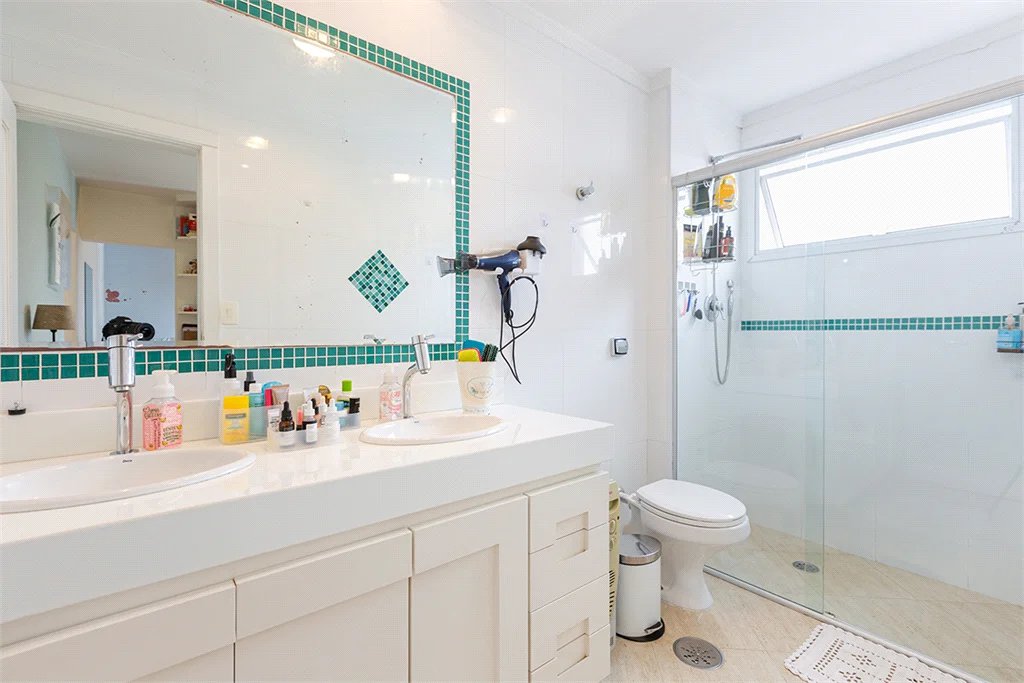 Apartamento à venda com 3 quartos, sendo 2 suítes, em Alto da Lapa, São Paulo, SP