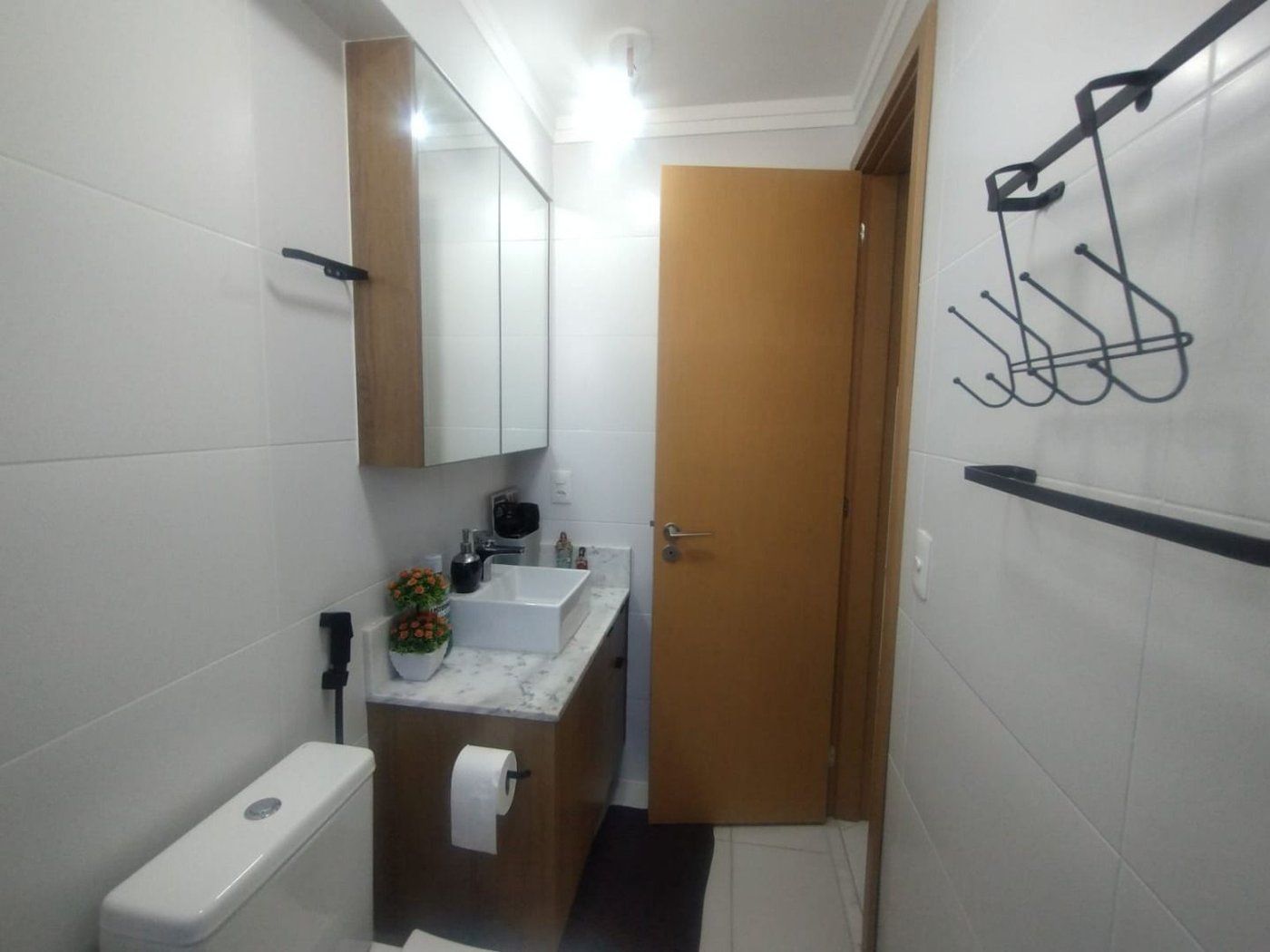 Apartamento Residencial à venda, Gonzaga, Santos - AP1742.