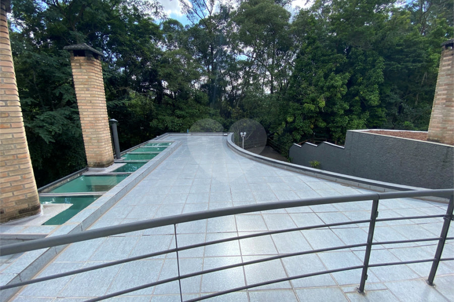 Sobrado à venda com 4 quartos, sendo 1 suíte, em Horto, São Paulo, SP