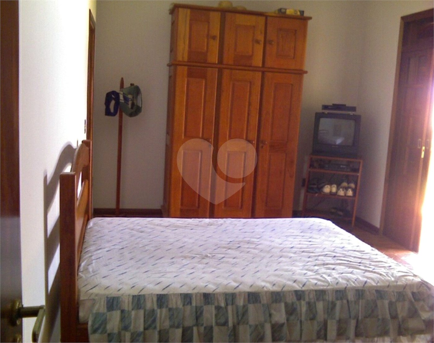 Casa à venda com 2 quartos, sendo 1 suíte, no condomínio Novo Horizonte, Piracaia - SP